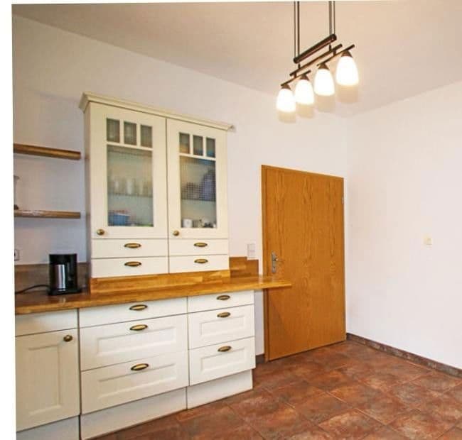 Predaj domu 220 m², pozemek 1.224 m², Falkensee, Brandenbursko Predaj domu 220 m², pozemek 1.224 m², Falkensee, Brandenbursko