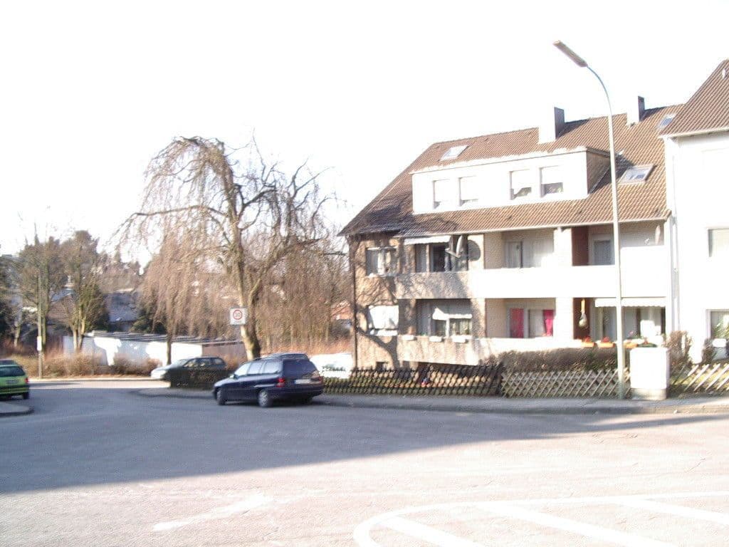 Predaj domu 629 m², pozemek 784 m², An der Flosswiese 2, Burscheid, Severné Porýnie - Westfálsko Predaj domu 629 m², pozemek 784 m², An der Flosswiese 2, Burscheid, Severné Porýnie - Westfálsko
