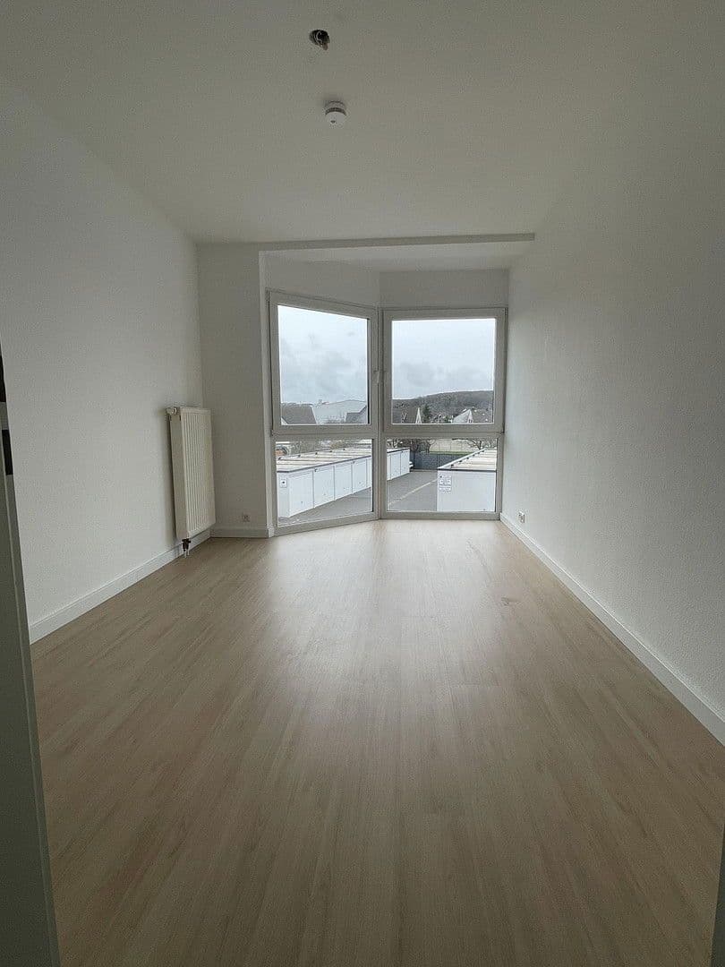 Prenájom bytu 3-izbový 100 m², Kreuzau, Severné Porýnie - Westfálsko Prenájom bytu 3-izbový 100 m², Kreuzau, Severné Porýnie - Westfálsko