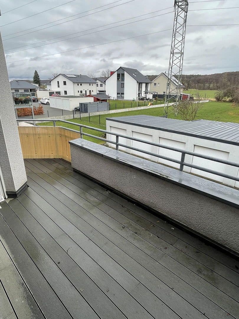 Prenájom bytu 3-izbový 100 m², Kreuzau, Severné Porýnie - Westfálsko Prenájom bytu 3-izbový 100 m², Kreuzau, Severné Porýnie - Westfálsko