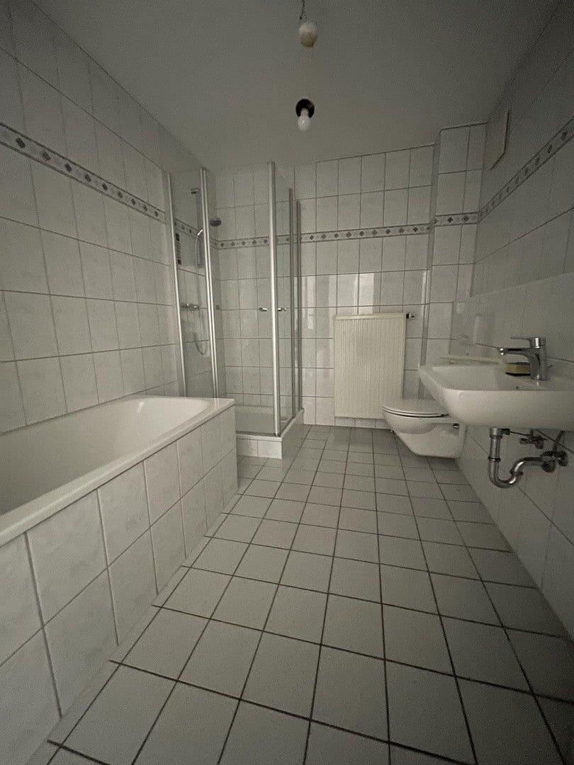 Prenájom bytu 3-izbový 100 m², Kreuzau, Severné Porýnie - Westfálsko Prenájom bytu 3-izbový 100 m², Kreuzau, Severné Porýnie - Westfálsko