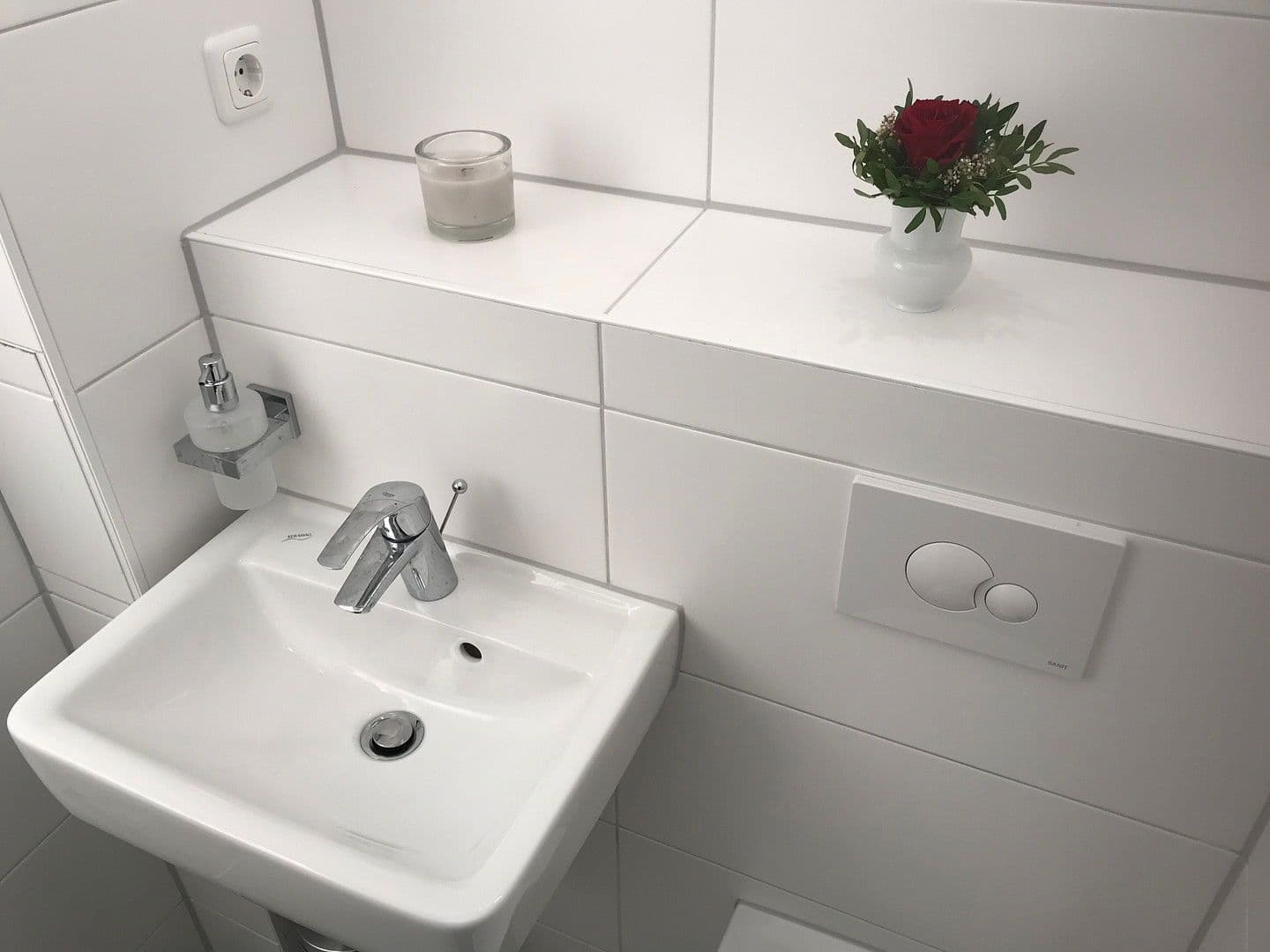 Prenájom bytu 1-izbový 37 m², Uhlandstraße 80, Berlin, Berlín Prenájom bytu 1-izbový 37 m², Uhlandstraße 80, Berlin, Berlín