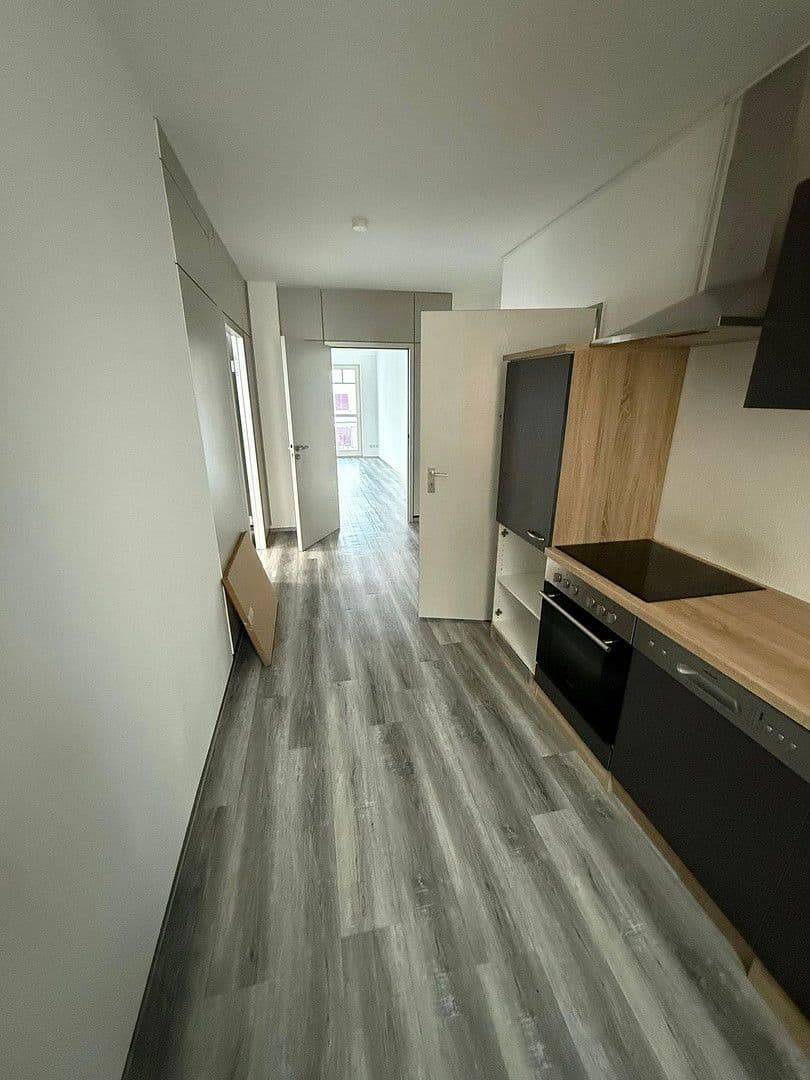 Prenájom kancelárie 90 m², Schwabstraße 6, Sigmaringen, Bádensko-Wurttembersko Prenájom kancelárie 90 m², Schwabstraße 6, Sigmaringen, Bádensko-Wurttembersko