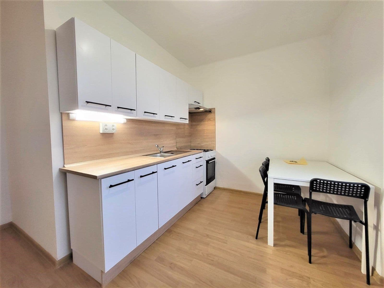 Prenájom bytu 2-izbový 50 m², Janského, Karviná, Moravskoslezský kraj Prenájom bytu 2-izbový 50 m², Janského, Karviná, Moravskoslezský kraj