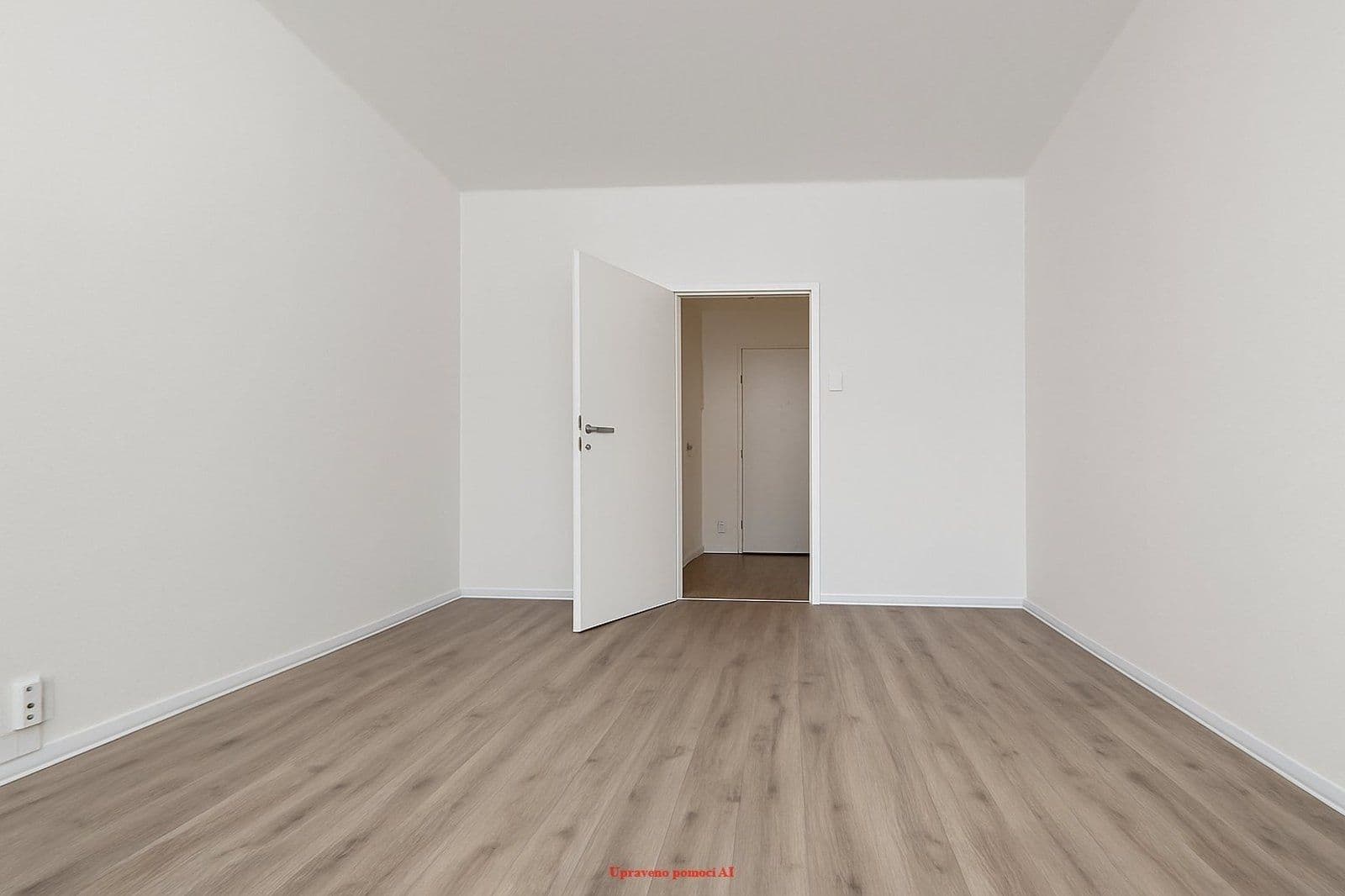 Prenájom bytu 3-izbový 70 m², Holubova, Karviná, Moravskoslezský kraj Prenájom bytu 3-izbový 70 m², Holubova, Karviná, Moravskoslezský kraj