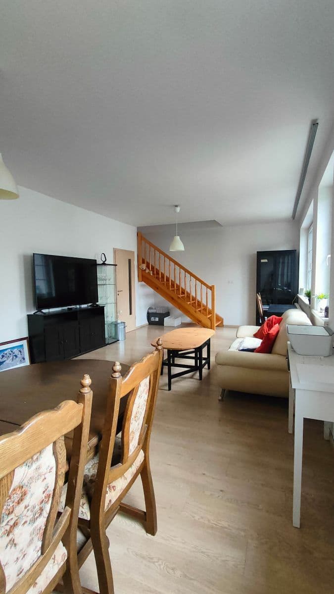 Predaj bytu 2-izbový 85 m², V Zahradách, Beroun, Středočeský kraj Predaj bytu 2-izbový 85 m², V Zahradách, Beroun, Středočeský kraj