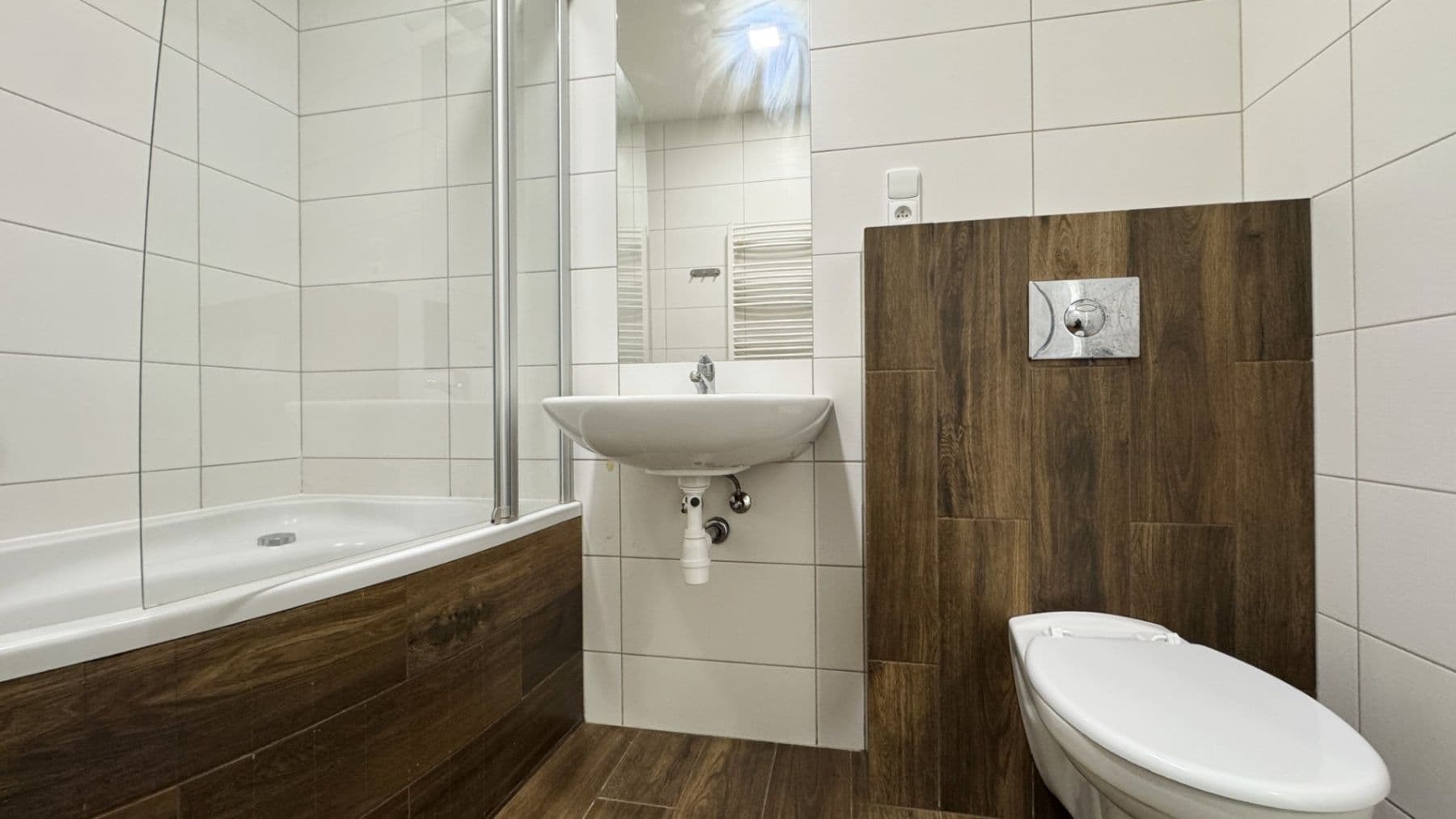 Prenájom bytu 3-izbový 64 m², Nad Vápenkami, Kladno, Středočeský kraj Prenájom bytu 3-izbový 64 m², Nad Vápenkami, Kladno, Středočeský kraj