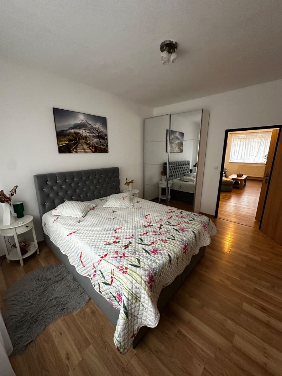 Prenájom bytu 2-izbový 68 m², Vltavská, Štěchovice, Středočeský kraj Prenájom bytu 2-izbový 68 m², Vltavská, Štěchovice, Středočeský kraj