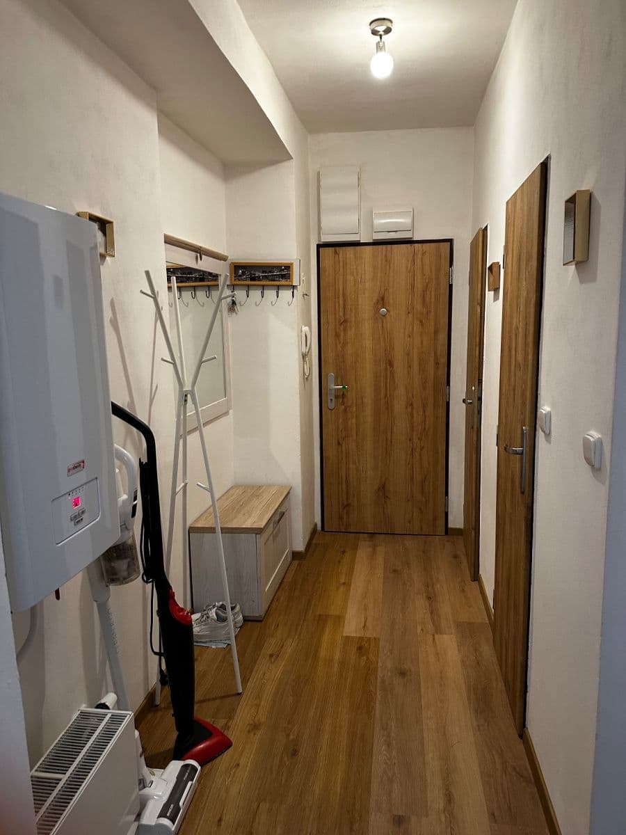 Prenájom bytu 2-izbový 68 m², Vltavská, Štěchovice, Středočeský kraj Prenájom bytu 2-izbový 68 m², Vltavská, Štěchovice, Středočeský kraj