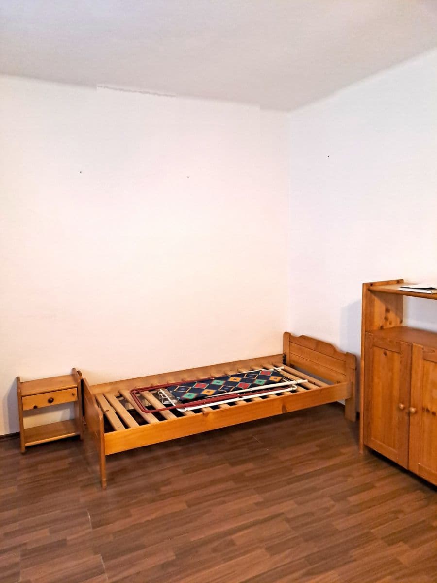 Prenájom bytu 1-izbový 22 m², Tř. Maršála Malinovského, Uherské Hradiště, Zlínský kraj Prenájom bytu 1-izbový 22 m², Tř. Maršála Malinovského, Uherské Hradiště, Zlínský kraj