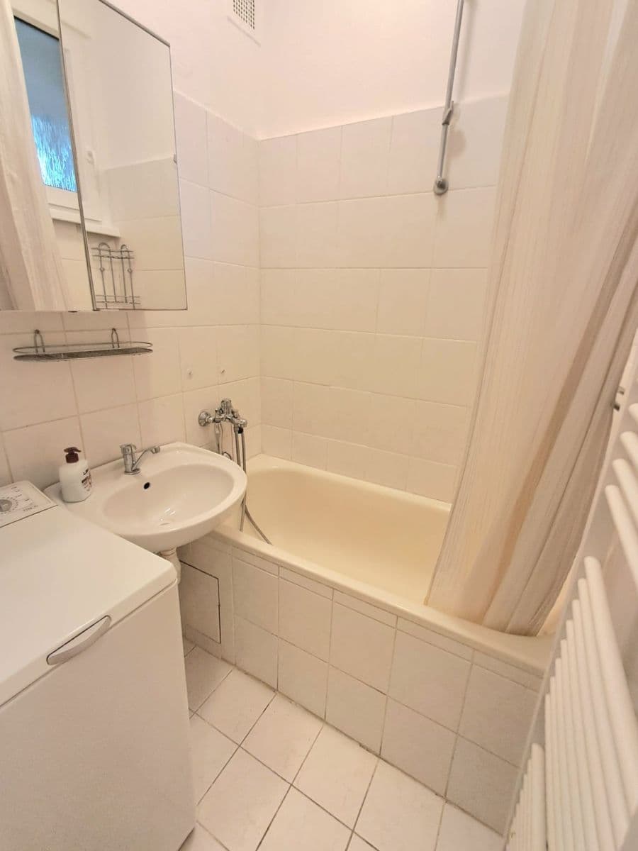 Prenájom bytu 2-izbový 53 m², Za Zelenou Liškou, Praha, Praha Prenájom bytu 2-izbový 53 m², Za Zelenou Liškou, Praha, Praha