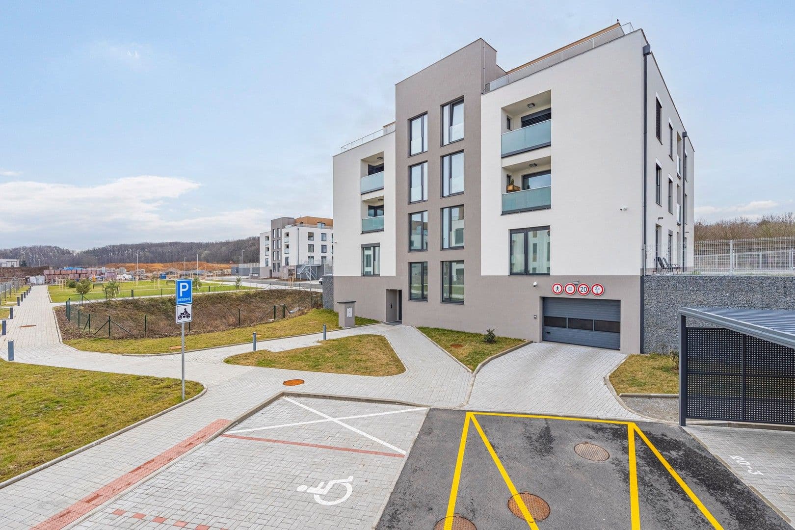 Prenájom bytu 2-izbový 42 m², Pekařova, Praha, Praha Prenájom bytu 2-izbový 42 m², Pekařova, Praha, Praha