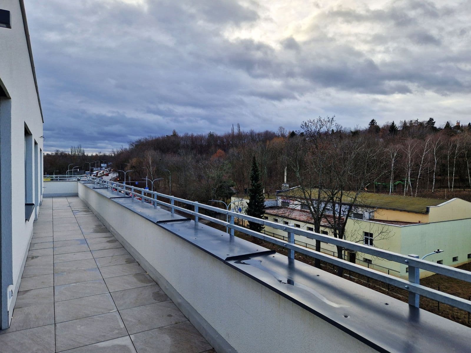 Prenájom bytu 2-izbový 54 m², Spojovací, Praha, Praha Prenájom bytu 2-izbový 54 m², Spojovací, Praha, Praha