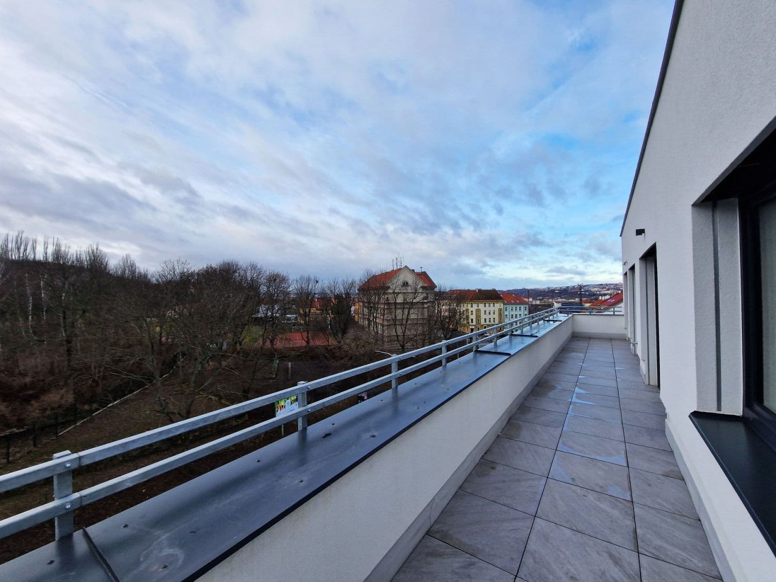 Prenájom bytu 2-izbový 54 m², Spojovací, Praha, Praha Prenájom bytu 2-izbový 54 m², Spojovací, Praha, Praha