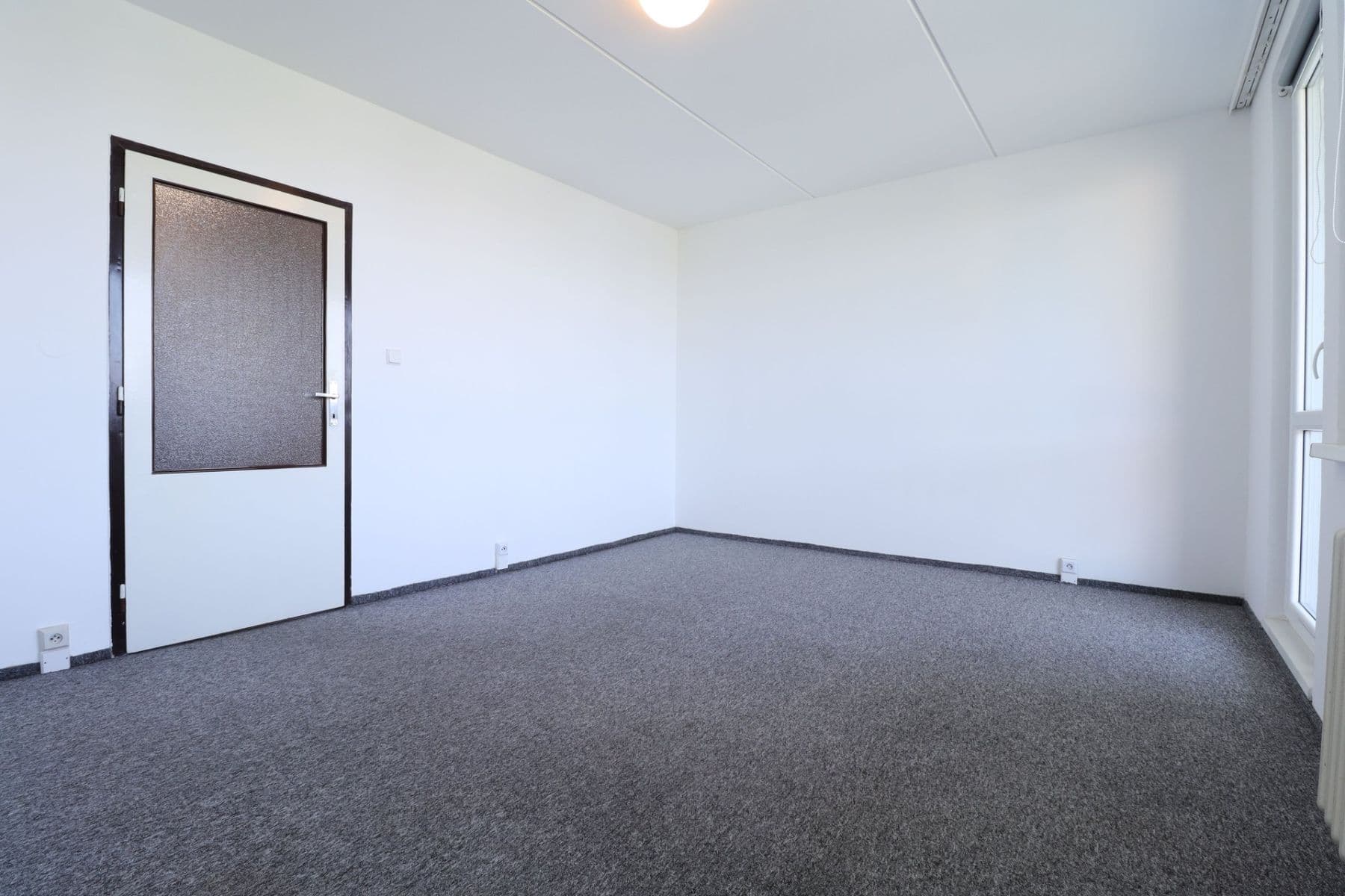 Prenájom bytu 1-izbový 28 m², Svídnická, Praha, Praha Prenájom bytu 1-izbový 28 m², Svídnická, Praha, Praha