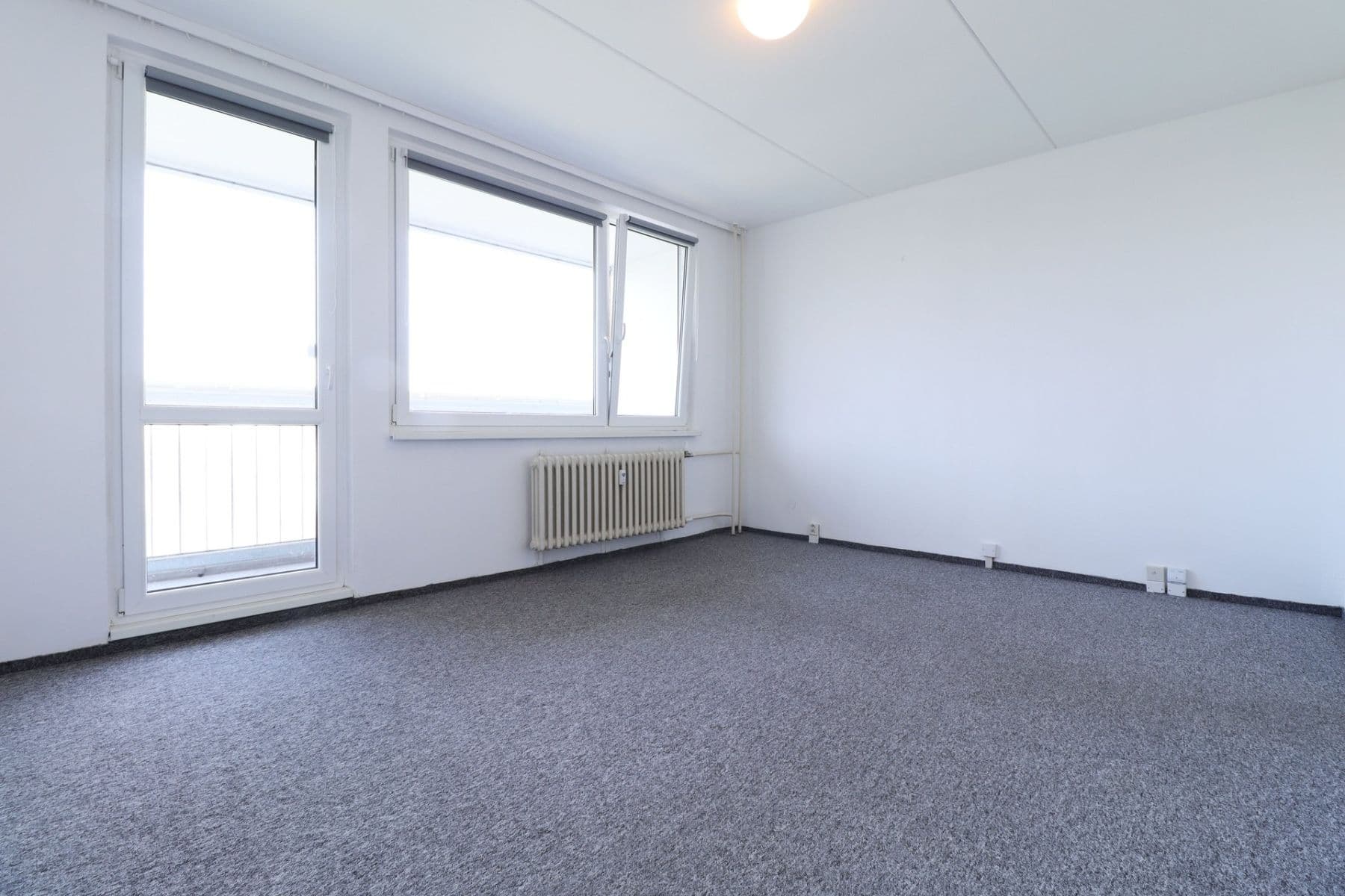 Prenájom bytu 1-izbový 28 m², Svídnická, Praha, Praha Prenájom bytu 1-izbový 28 m², Svídnická, Praha, Praha