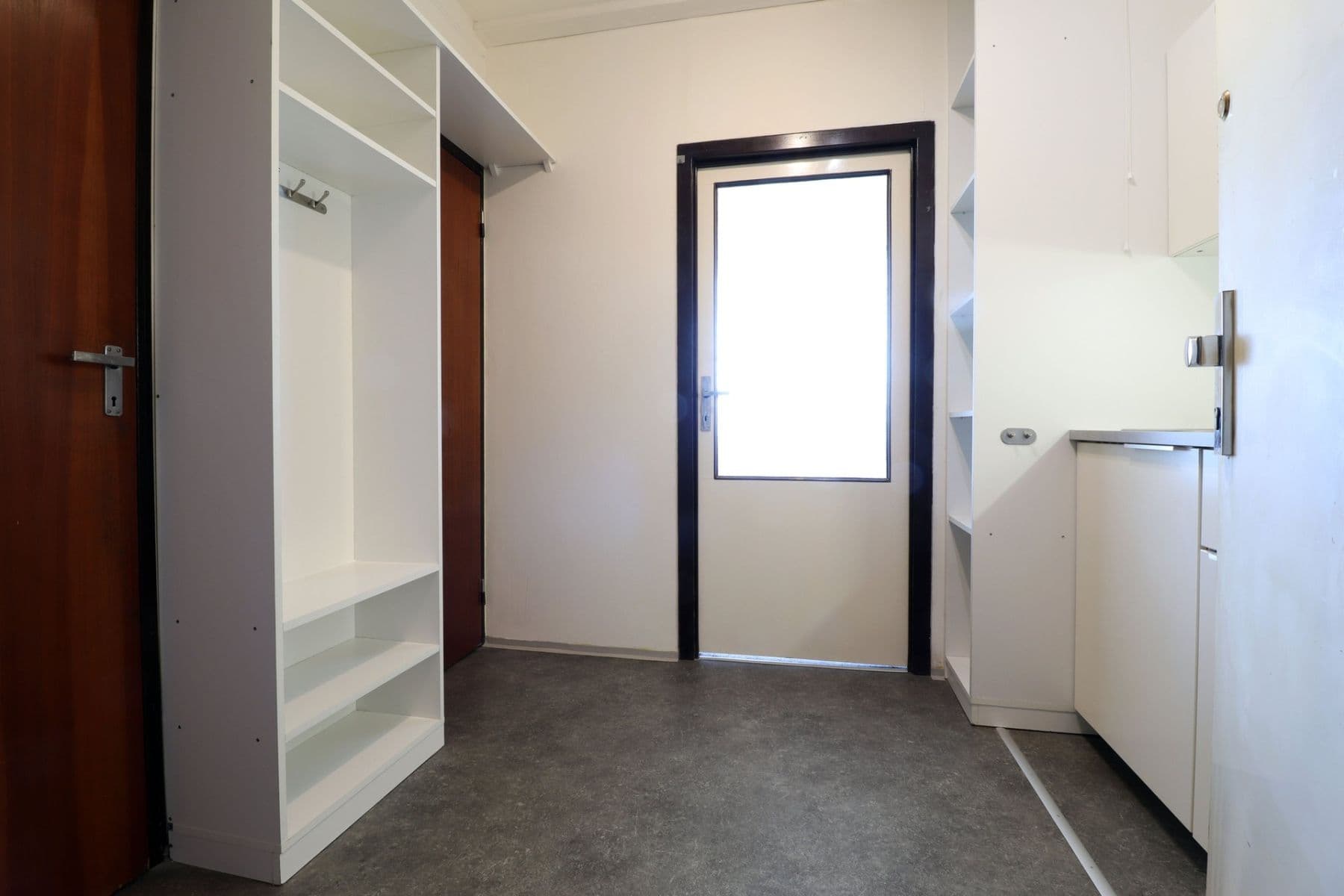 Prenájom bytu 1-izbový 28 m², Svídnická, Praha, Praha Prenájom bytu 1-izbový 28 m², Svídnická, Praha, Praha