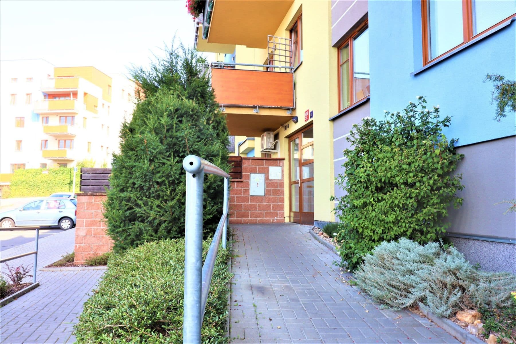 Prenájom bytu 3-izbový 55 m², Vladycká, Praha, Praha Prenájom bytu 3-izbový 55 m², Vladycká, Praha, Praha