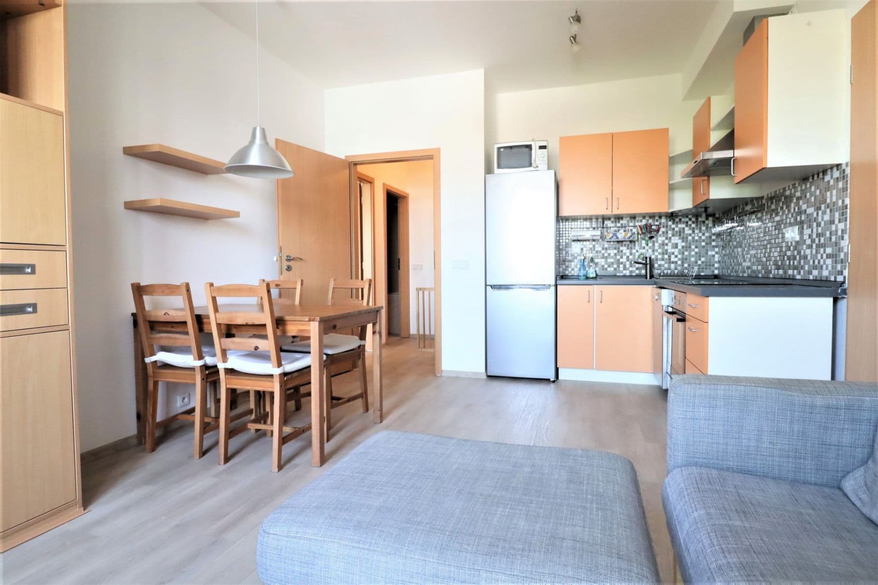 Prenájom bytu 3-izbový 55 m², Vladycká, Praha, Praha Prenájom bytu 3-izbový 55 m², Vladycká, Praha, Praha