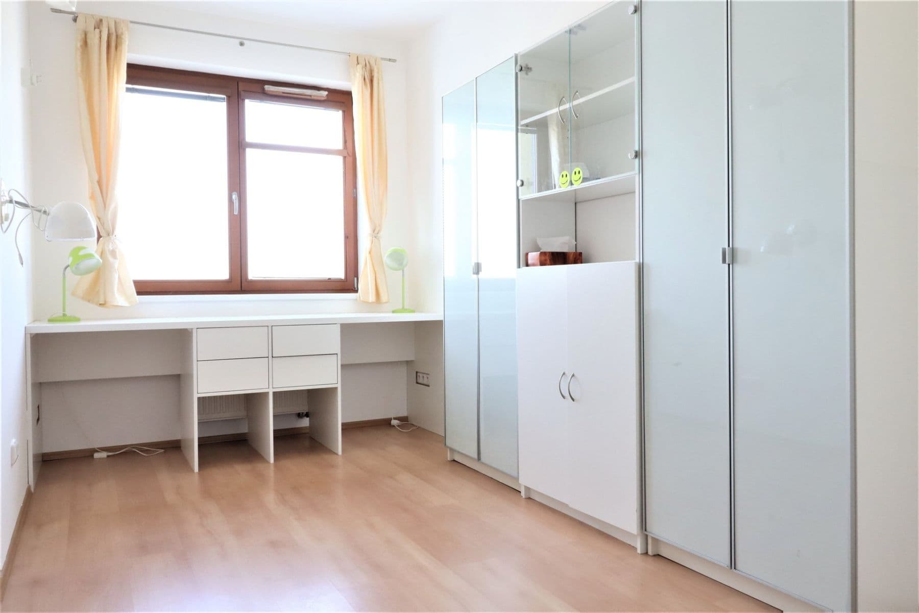 Prenájom bytu 3-izbový 55 m², Vladycká, Praha, Praha Prenájom bytu 3-izbový 55 m², Vladycká, Praha, Praha