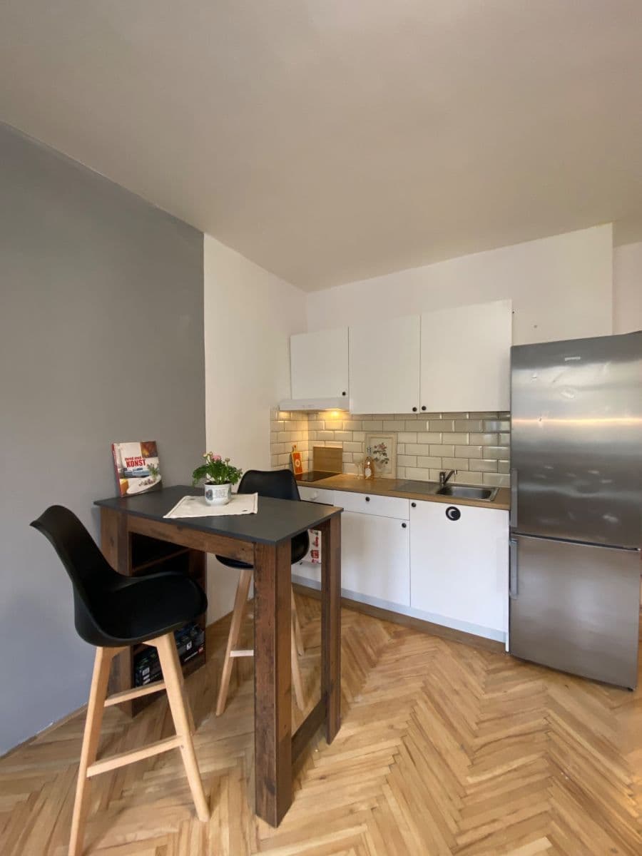 Predaj bytu 1-izbový 22 m², Františka Kadlece, Praha, Praha Predaj bytu 1-izbový 22 m², Františka Kadlece, Praha, Praha