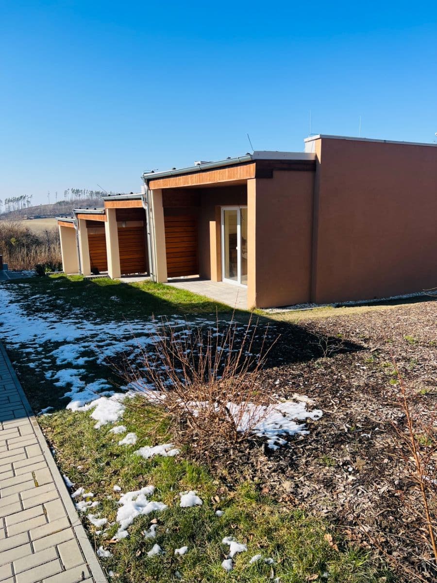 Predaj bytu 2-izbový 52 m², Lázně, Bystřice pod Hostýnem, Zlínský kraj Predaj bytu 2-izbový 52 m², Lázně, Bystřice pod Hostýnem, Zlínský kraj