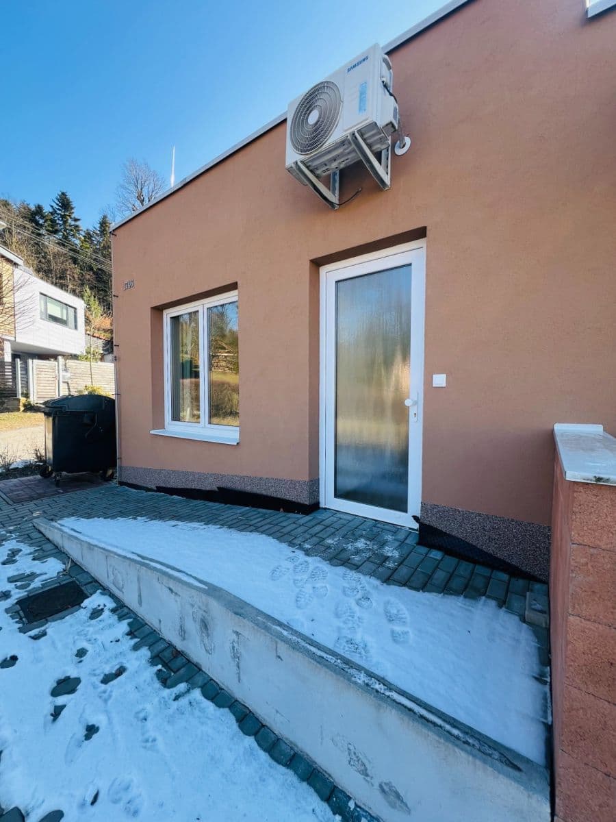 Predaj bytu 2-izbový 52 m², Lázně, Bystřice pod Hostýnem, Zlínský kraj Predaj bytu 2-izbový 52 m², Lázně, Bystřice pod Hostýnem, Zlínský kraj