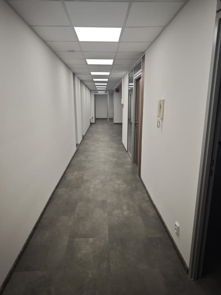 Prenájom kancelárie 186 m², Na Poříčí, Praha, Praha Prenájom kancelárie 186 m², Na Poříčí, Praha, Praha