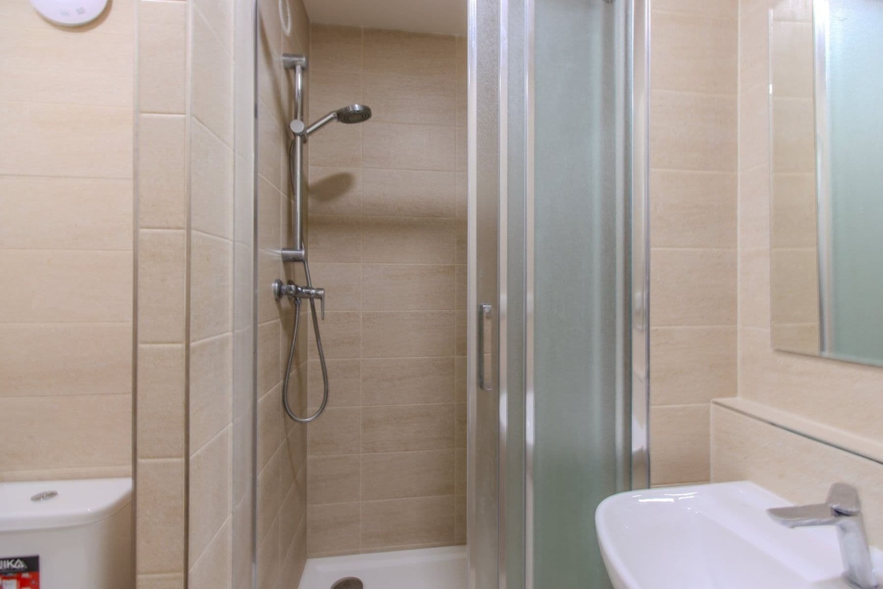 Prenájom bytu 1-izbový 27 m², Kaplická, Praha, Praha Prenájom bytu 1-izbový 27 m², Kaplická, Praha, Praha