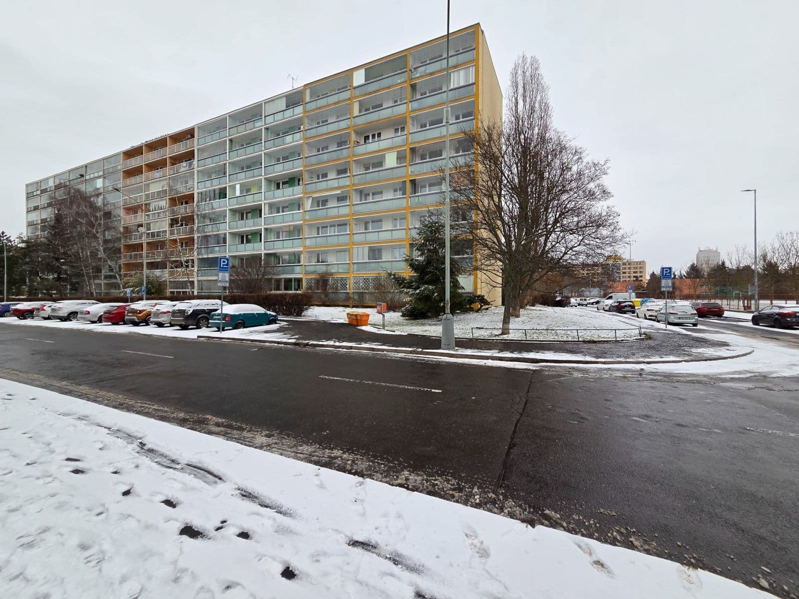 Prenájom bytu 1-izbový 27 m², Kaplická, Praha, Praha Prenájom bytu 1-izbový 27 m², Kaplická, Praha, Praha