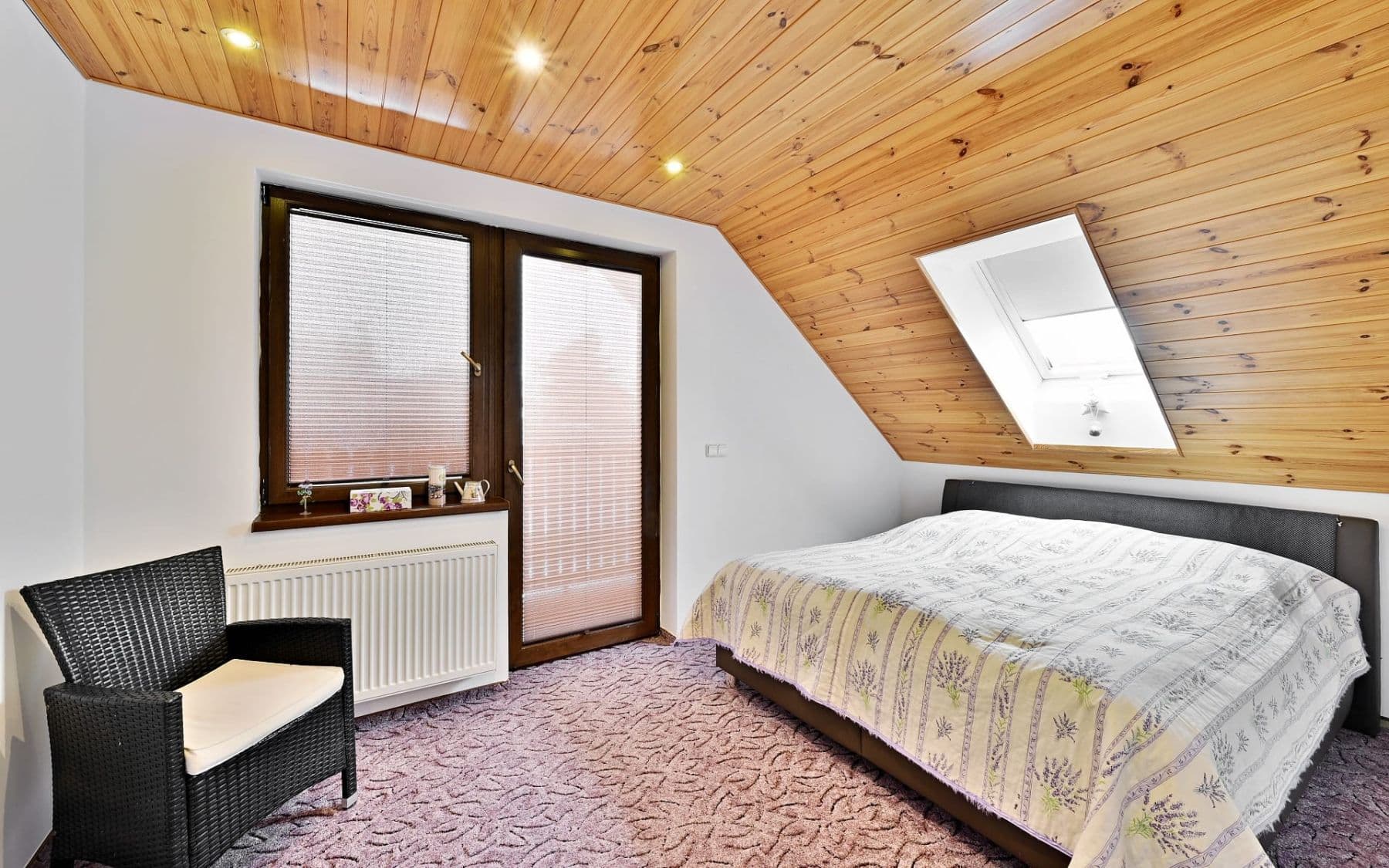 Predaj domu 163 m², pozemek 777 m², Slatina, Středočeský kraj Predaj domu 163 m², pozemek 777 m², Slatina, Středočeský kraj