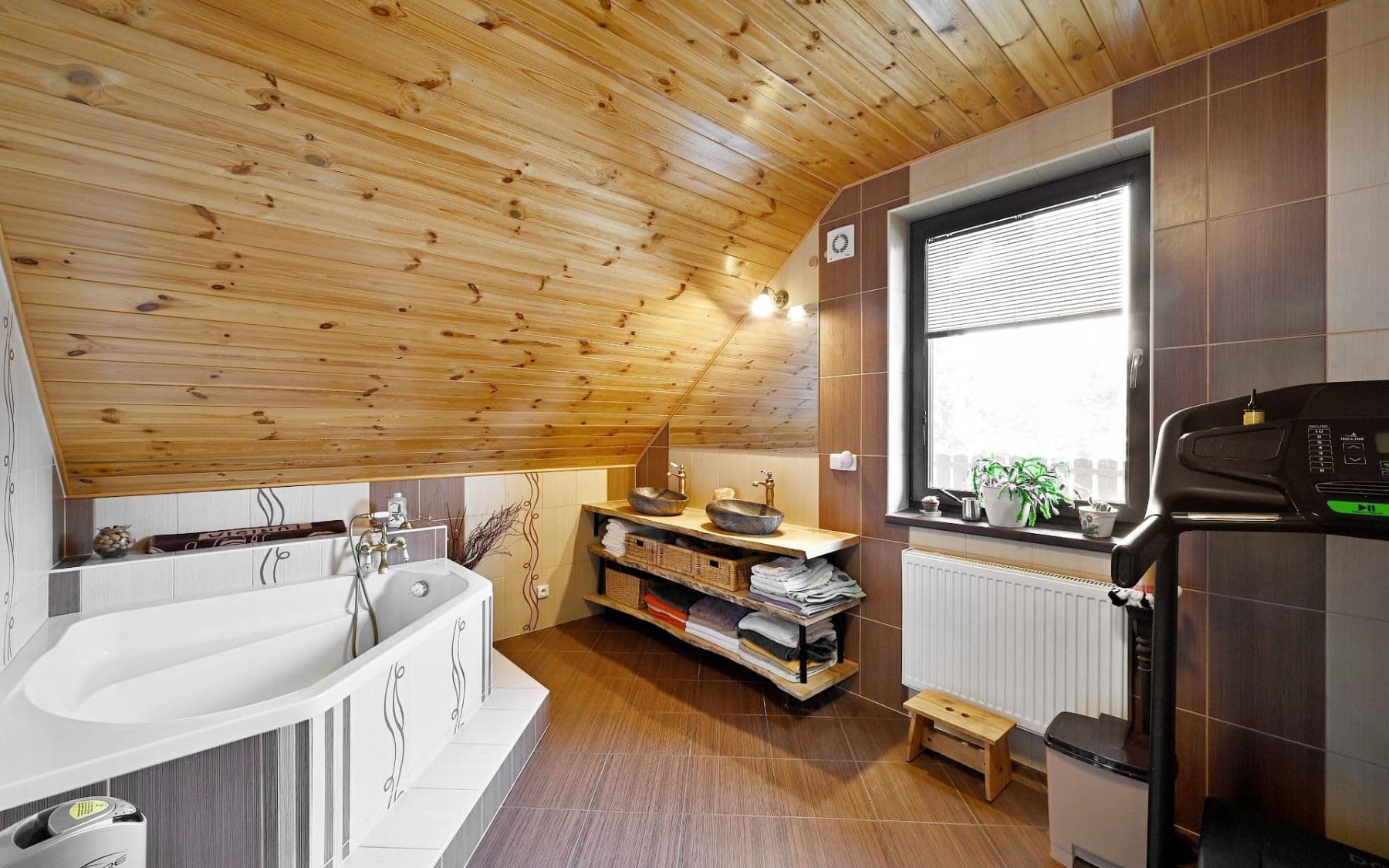 Predaj domu 163 m², pozemek 777 m², Slatina, Středočeský kraj Predaj domu 163 m², pozemek 777 m², Slatina, Středočeský kraj