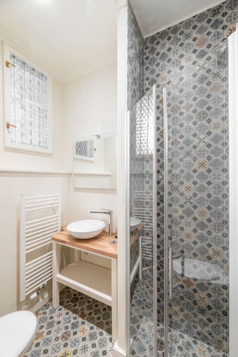 Prenájom bytu 4-izbový 110 m², Vojtěšská, Praha, Praha Prenájom bytu 4-izbový 110 m², Vojtěšská, Praha, Praha