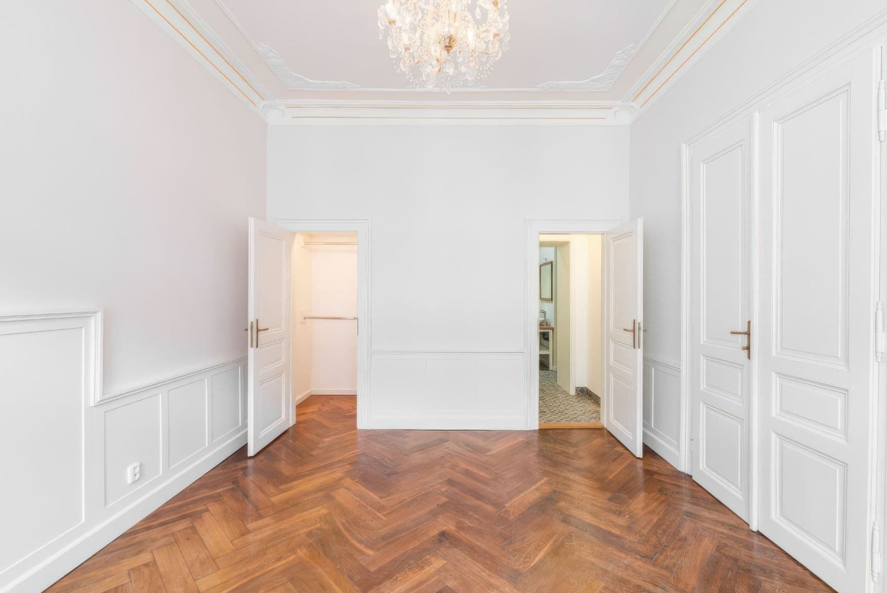 Prenájom bytu 4-izbový 110 m², Vojtěšská, Praha, Praha Prenájom bytu 4-izbový 110 m², Vojtěšská, Praha, Praha