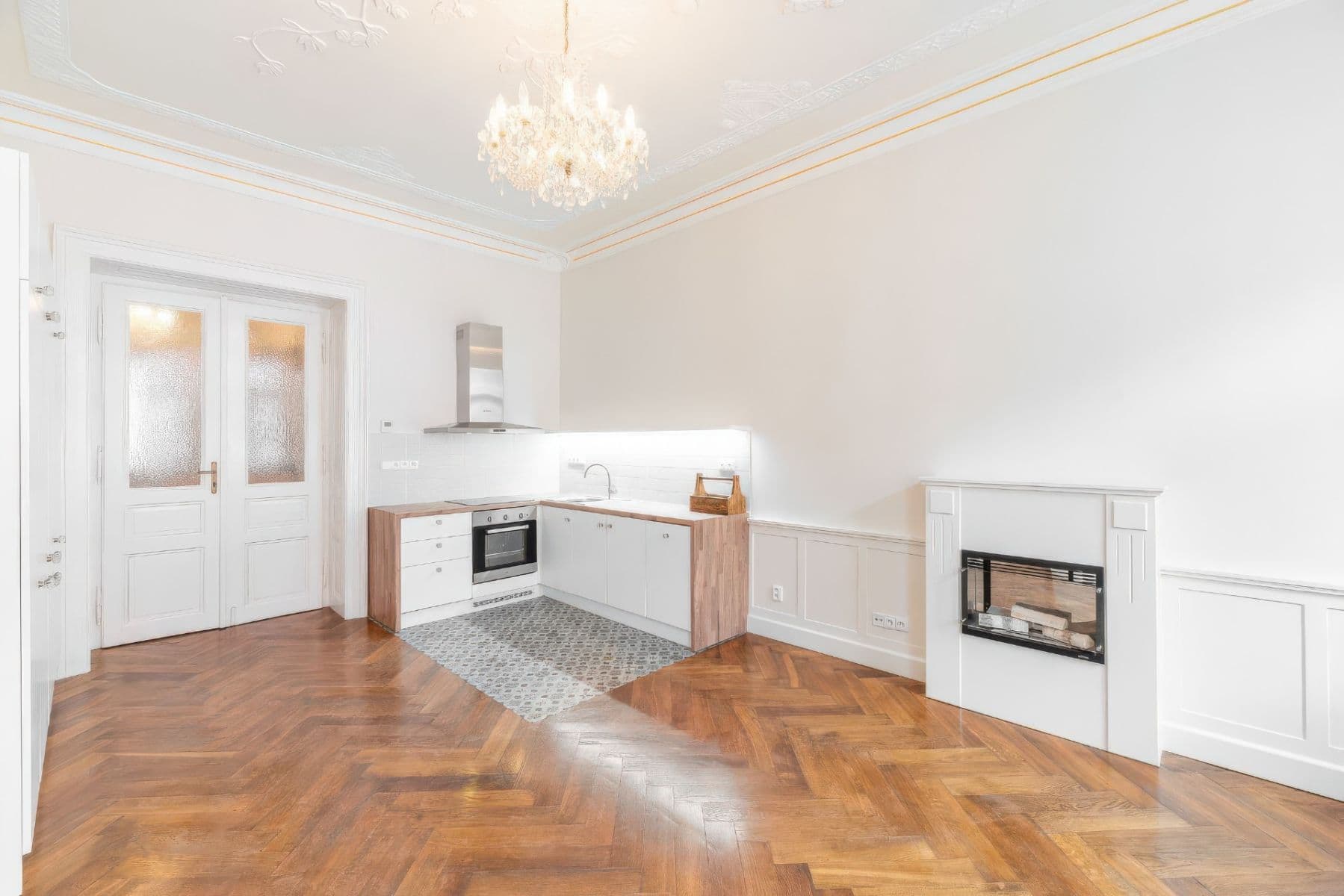 Prenájom bytu 4-izbový 110 m², Vojtěšská, Praha, Praha Prenájom bytu 4-izbový 110 m², Vojtěšská, Praha, Praha