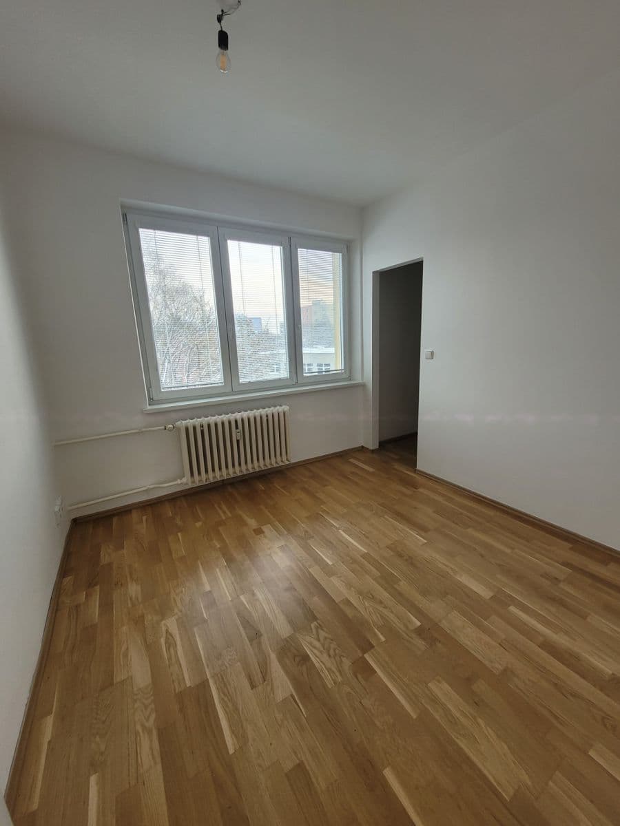 Predaj bytu 4-izbový 72 m², Žilinská, Ostrava, Moravskoslezský kraj Predaj bytu 4-izbový 72 m², Žilinská, Ostrava, Moravskoslezský kraj
