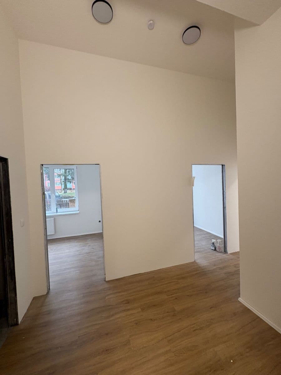 Prenájom bytu 3-izbový 62 m², Revoluční, Žďár nad Sázavou, Kraj Vysočina Prenájom bytu 3-izbový 62 m², Revoluční, Žďár nad Sázavou, Kraj Vysočina