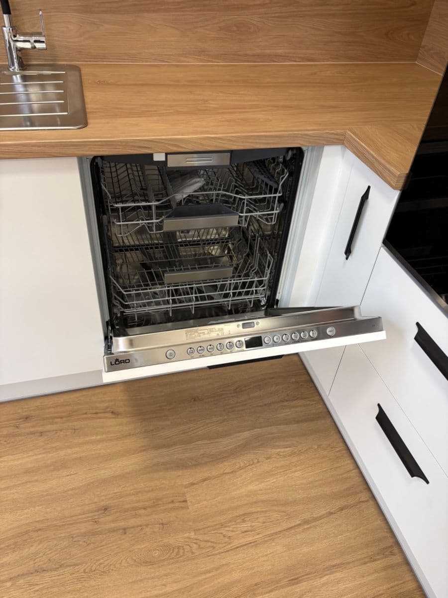 Prenájom bytu 3-izbový 62 m², Revoluční, Žďár nad Sázavou, Kraj Vysočina Prenájom bytu 3-izbový 62 m², Revoluční, Žďár nad Sázavou, Kraj Vysočina