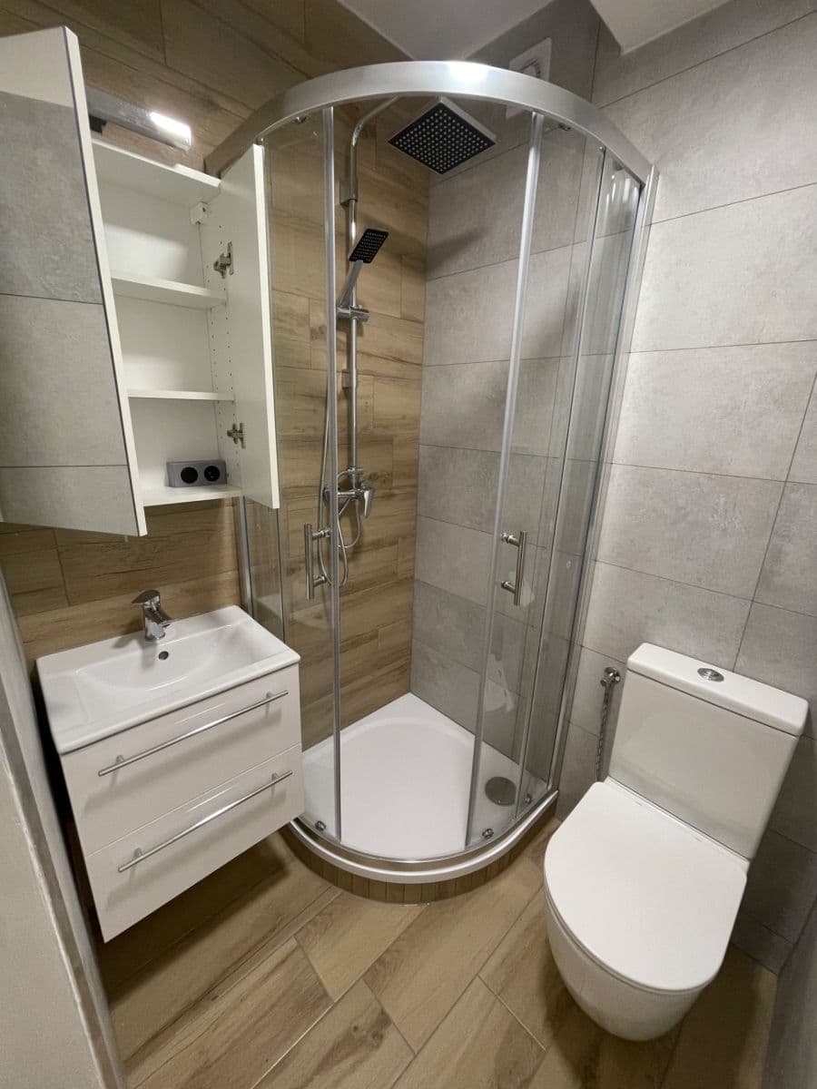 Prenájom bytu 1-izbový 21 m², Sokolská třída, Ostrava, Moravskoslezský kraj Prenájom bytu 1-izbový 21 m², Sokolská třída, Ostrava, Moravskoslezský kraj