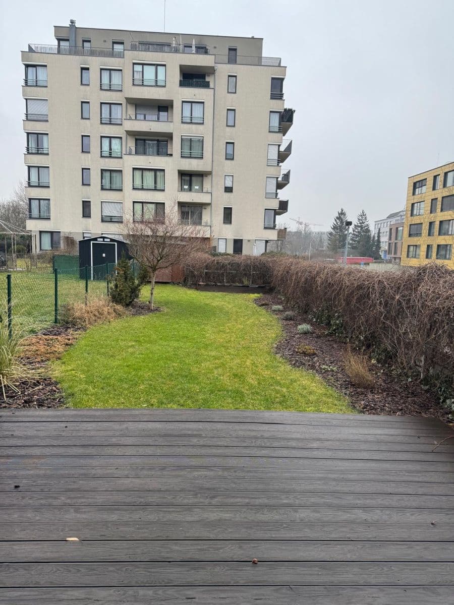 Prenájom bytu 2-izbový 53 m², Sousedíkova, Praha, Praha Prenájom bytu 2-izbový 53 m², Sousedíkova, Praha, Praha