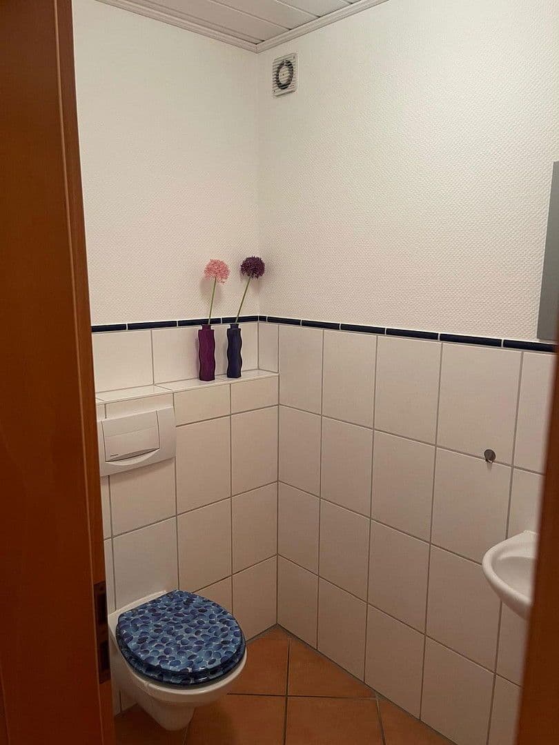 Prenájom kancelárie 8 m², Eberstaler Str, 26, Ingelfingen, Bádensko-Wurttembersko Prenájom kancelárie 8 m², Eberstaler Str, 26, Ingelfingen, Bádensko-Wurttembersko