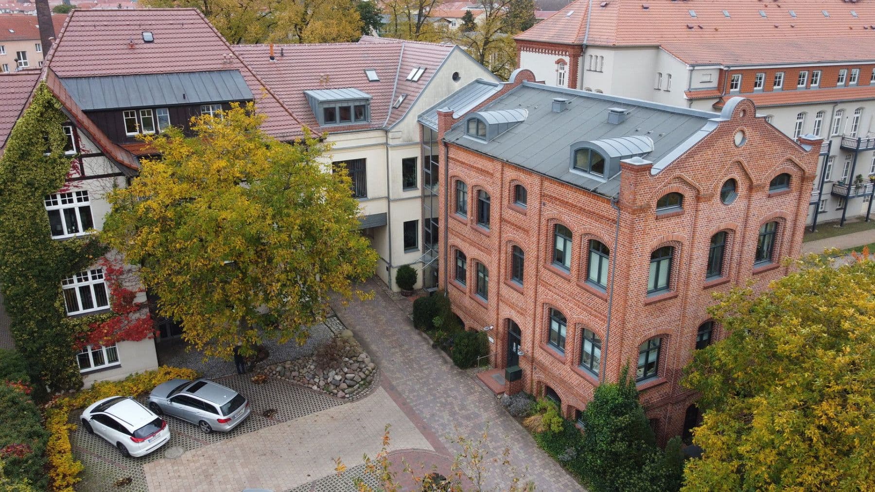 Prenájom kancelárie 173 m², Marienstr. 4, Neustrelitz, Meklenbursko-Predpomoransko Prenájom kancelárie 173 m², Marienstr. 4, Neustrelitz, Meklenbursko-Predpomoransko