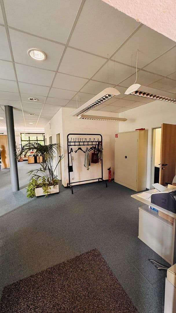 Prenájom kancelárie 173 m², Marienstr. 4, Neustrelitz, Meklenbursko-Predpomoransko Prenájom kancelárie 173 m², Marienstr. 4, Neustrelitz, Meklenbursko-Predpomoransko