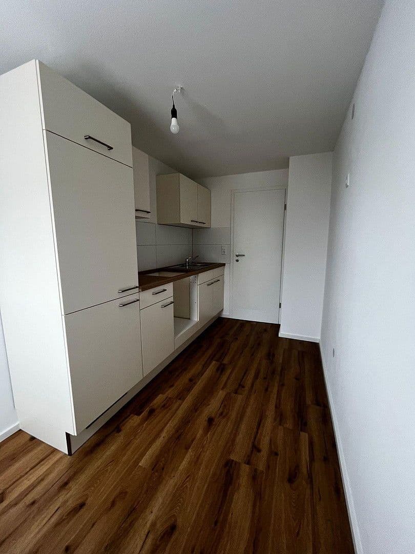 Prenájom bytu 2-izbový 47 m², Albstadt, Bádensko-Wurttembersko Prenájom bytu 2-izbový 47 m², Albstadt, Bádensko-Wurttembersko