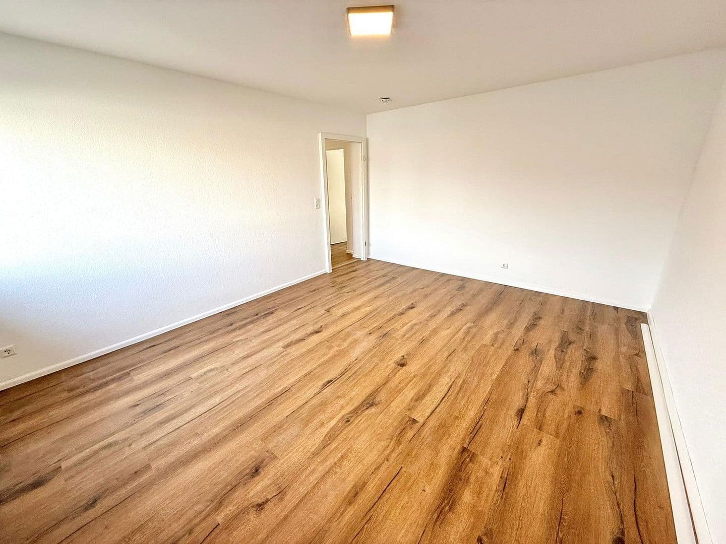 Prenájom bytu 3-izbový 93 m², Friedrichstraße 13, Rheinfelden (Baden), Bádensko-Wurttembersko Prenájom bytu 3-izbový 93 m², Friedrichstraße 13, Rheinfelden (Baden), Bádensko-Wurttembersko