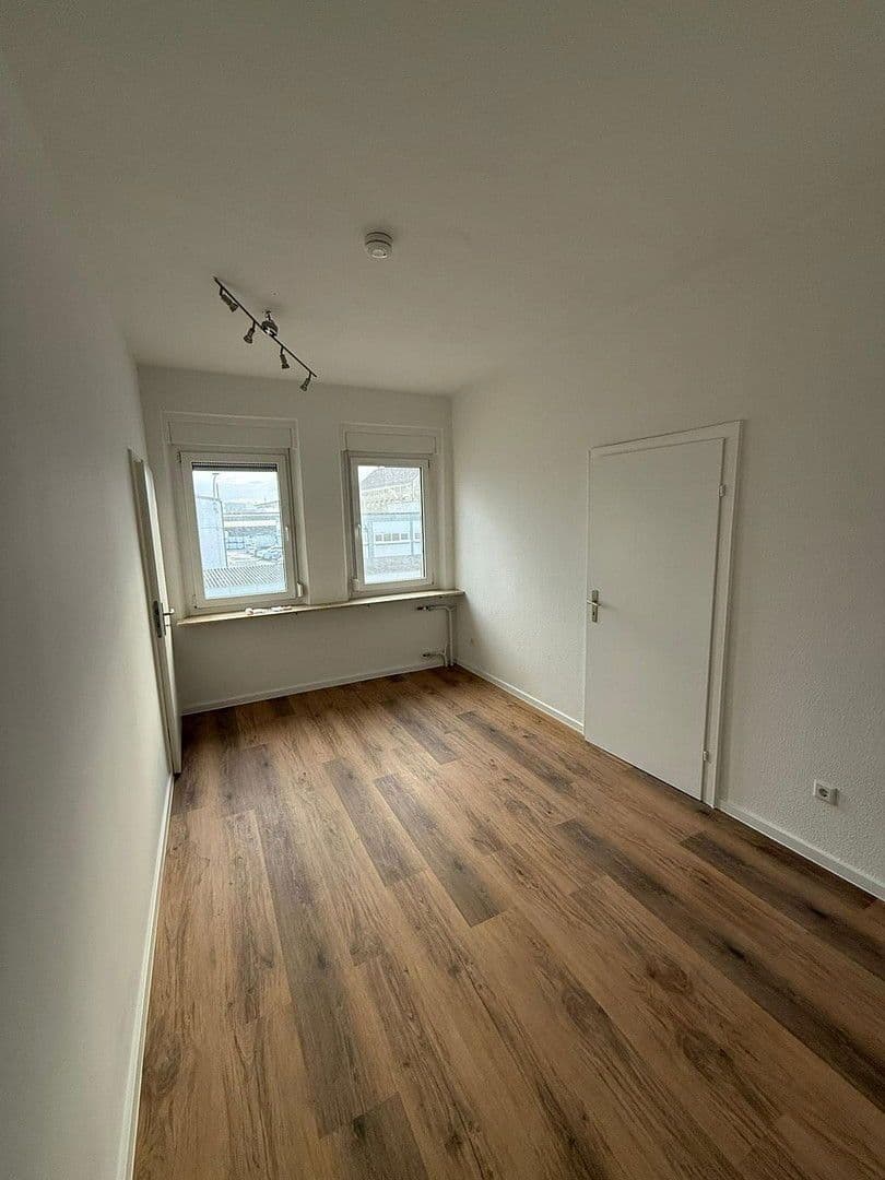 Prenájom bytu 3-izbový 65 m², Höfener Str. 22, Fürth, Bavorsko Prenájom bytu 3-izbový 65 m², Höfener Str. 22, Fürth, Bavorsko