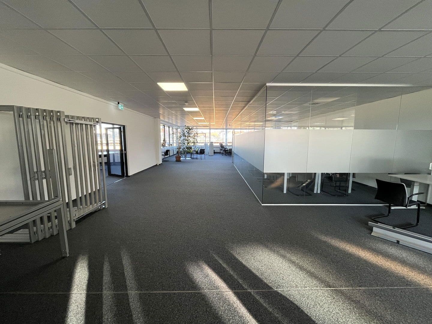 Prenájom kancelárie 1.100 m², Georg-Schumann-Str. 294, Leipzig, Sasko Prenájom kancelárie 1.100 m², Georg-Schumann-Str. 294, Leipzig, Sasko