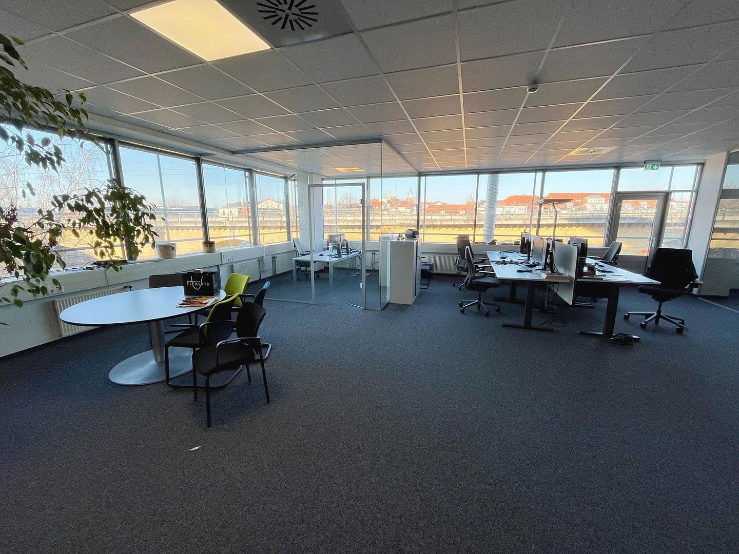 Prenájom kancelárie 1.100 m², Georg-Schumann-Str. 294, Leipzig, Sasko Prenájom kancelárie 1.100 m², Georg-Schumann-Str. 294, Leipzig, Sasko