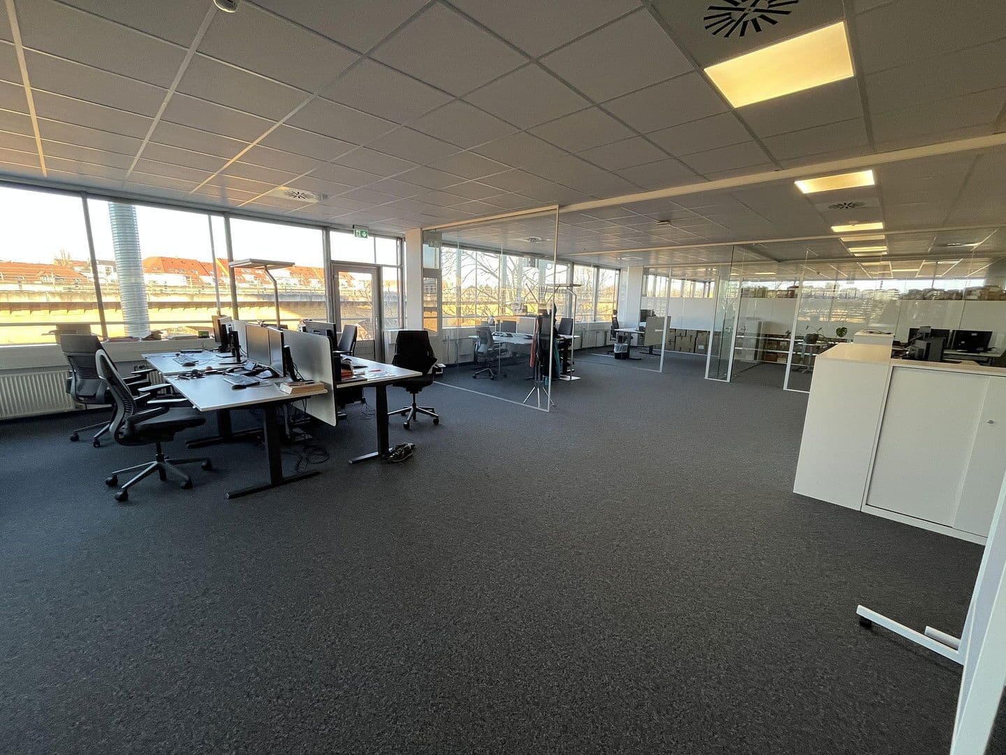 Prenájom kancelárie 1.100 m², Georg-Schumann-Str. 294, Leipzig, Sasko Prenájom kancelárie 1.100 m², Georg-Schumann-Str. 294, Leipzig, Sasko