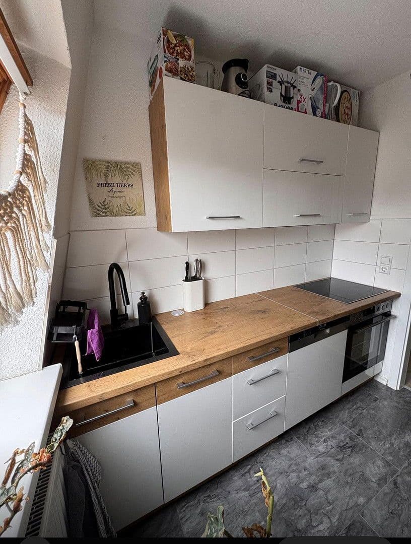 Prenájom bytu 2-izbový 62 m², Poststr.16, Meerane, Sasko Prenájom bytu 2-izbový 62 m², Poststr.16, Meerane, Sasko